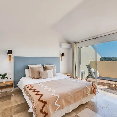 New Spacious Townhouse In